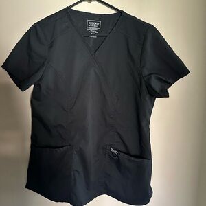 Medical scrubs top